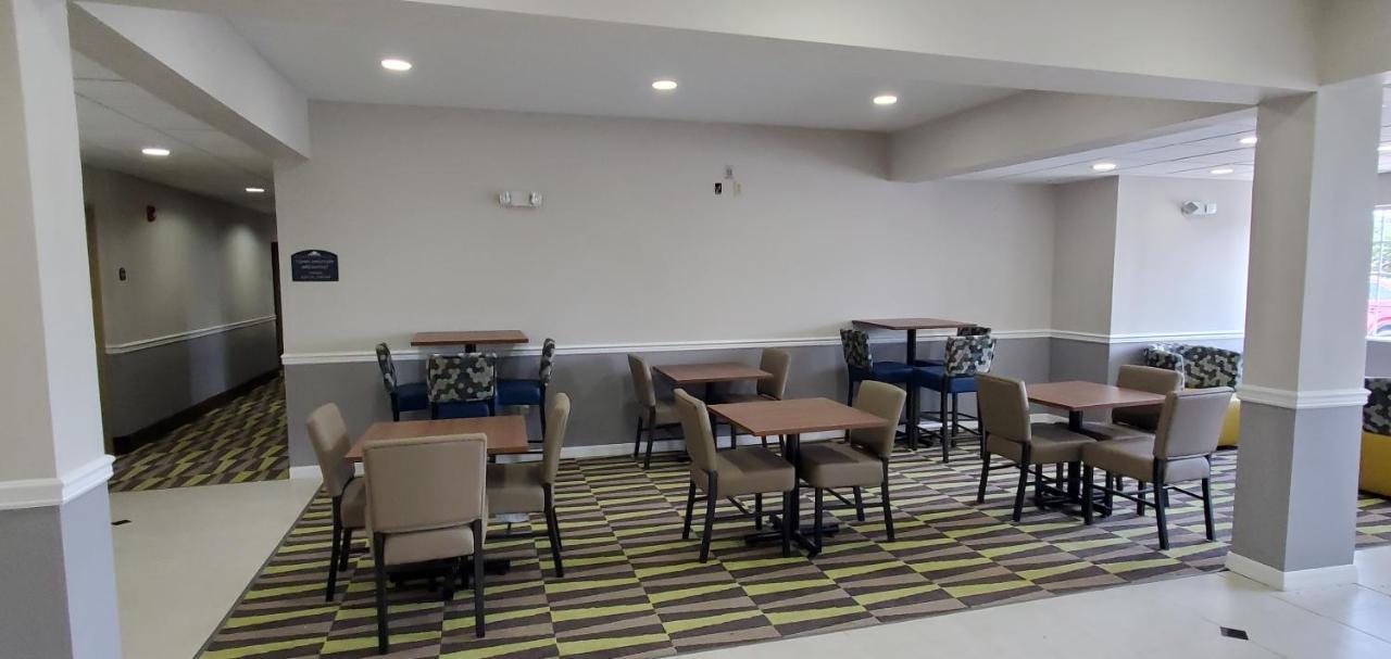 Microtel Inn & Suites By Wyndham פנמה סיטי מראה חיצוני תמונה