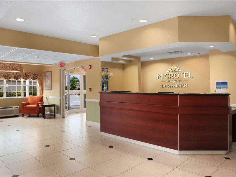 Microtel Inn & Suites By Wyndham פנמה סיטי מראה חיצוני תמונה