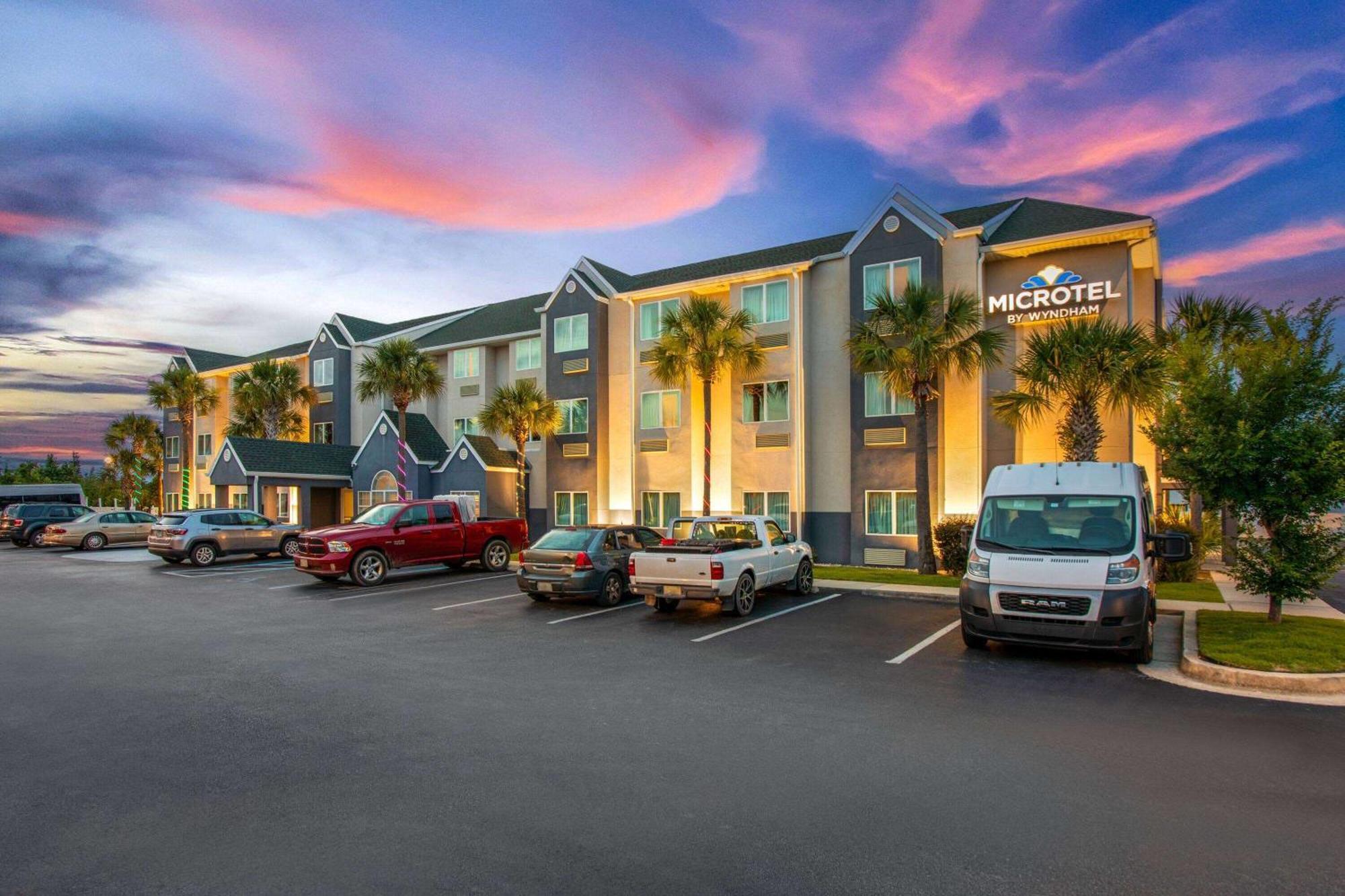 Microtel Inn & Suites By Wyndham פנמה סיטי מראה חיצוני תמונה